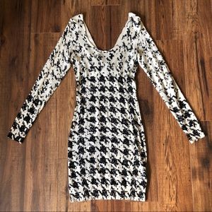 GUESS Cream and Black Long Sleeve Sweater Dress